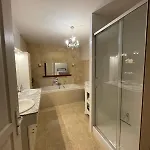 بيت للعطل Refuge Champetre - Piscine Interieure - Detente *