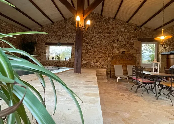 펜션 Refuge Champetre - Piscine Interieure - Detente Salles (Lot-et-Garonne)